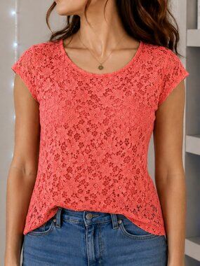 Reckless Hearts Coral Lace Short Sleeve Top Medium